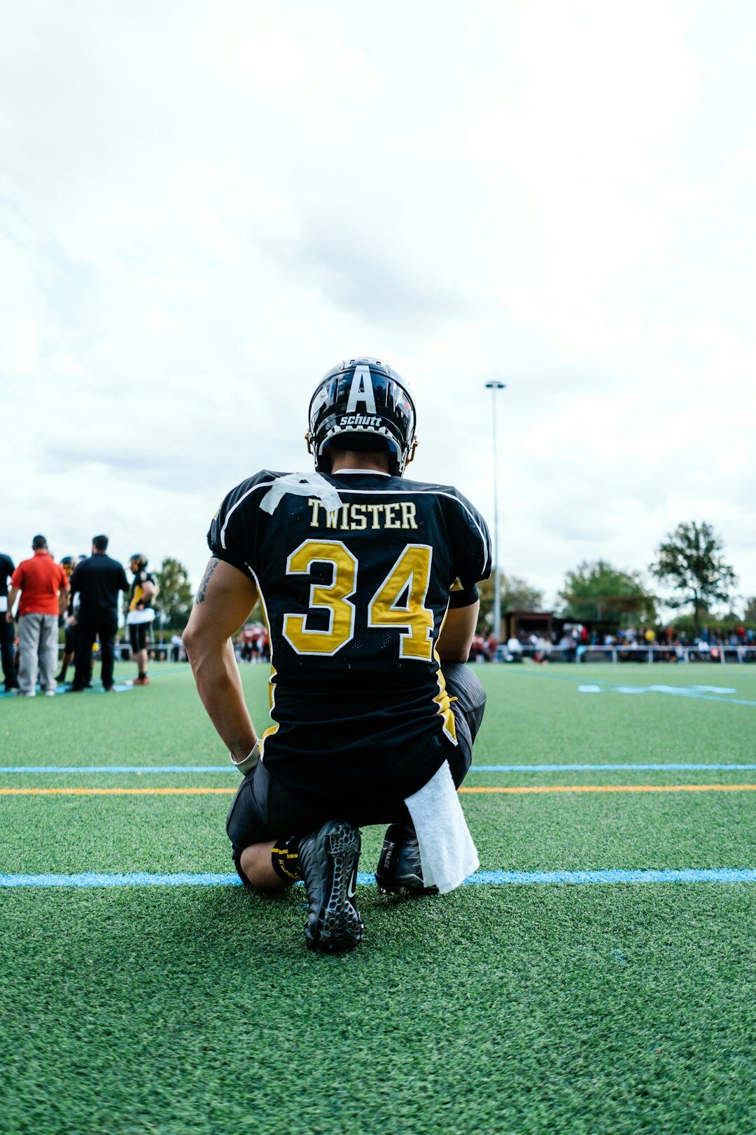 Uruguayan football player celebrating a goal on the pitch